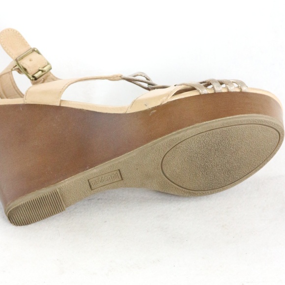 MADDEN GIRL Klydee Strappy Tan/Silver Wedges - Picture 8 of 8